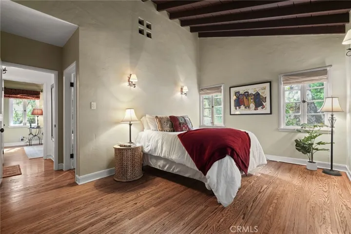 6812 Treasure Trail, Los Angeles, California 90068