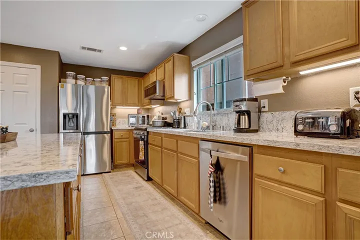 45015 Bronze Star, Lake Elsinore, California 92532