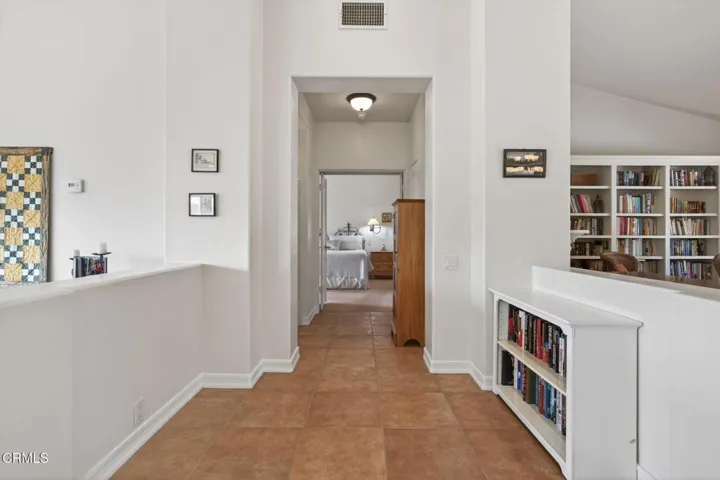 44-web-or-mls-Upmarketmedia_701Mon-155