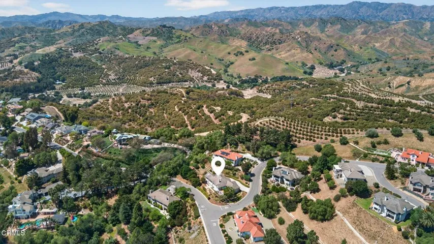 86-web-or-mls-UpmarketMedia-701Mon-Aer-0