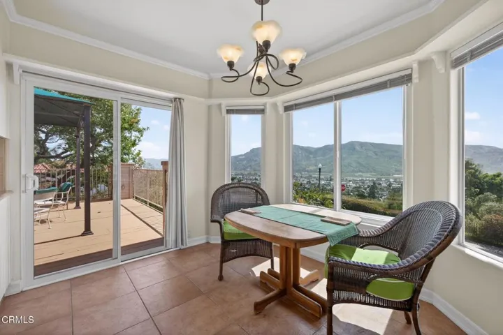 23-web-or-mls-Upmarketmedia_701Mon-085