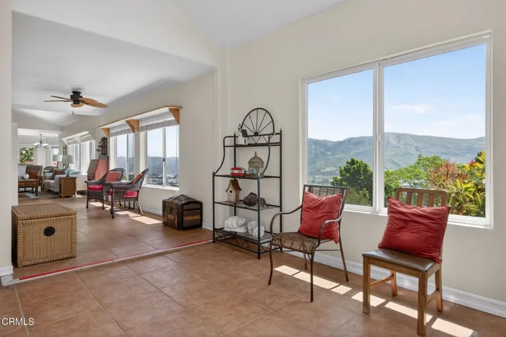 34-web-or-mls-Upmarketmedia_701Mon-121