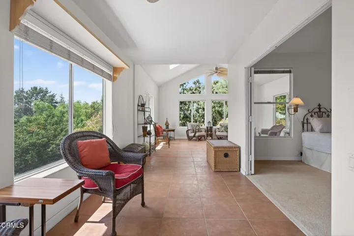 30-web-or-mls-Upmarketmedia_701Mon-109