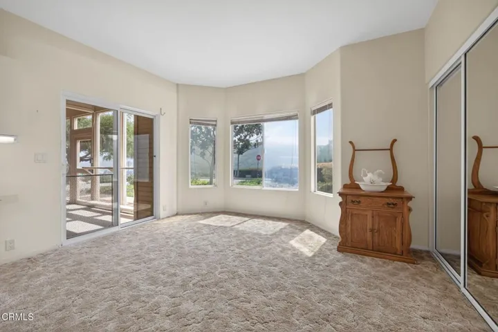 48-web-or-mls-Upmarketmedia_701Mon-166