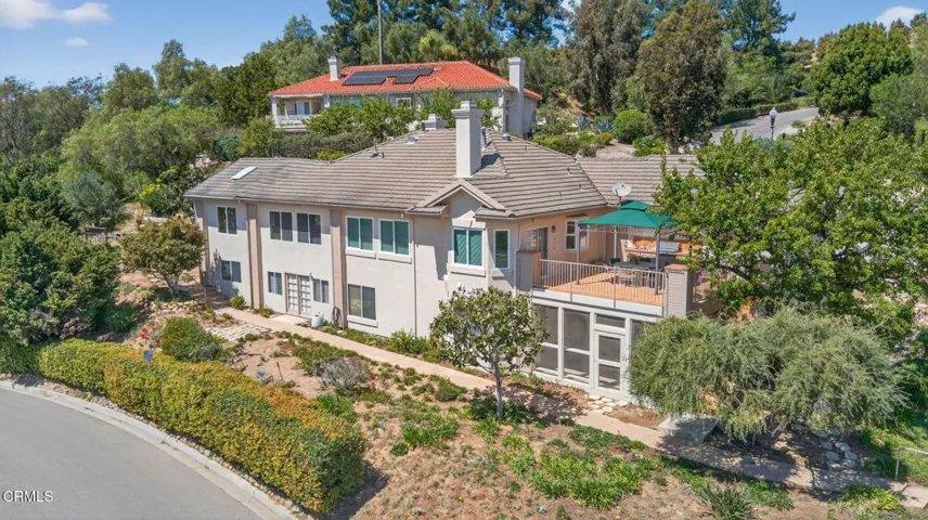 74-web-or-mls-UpmarketMedia-701Mon-Aer-0