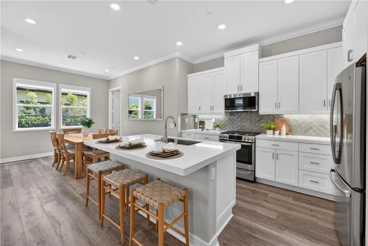 752 Sunrise Road, Rancho Mission Viejo, California 92694