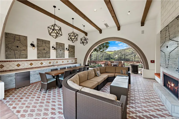 752 Sunrise Road, Rancho Mission Viejo, California 92694