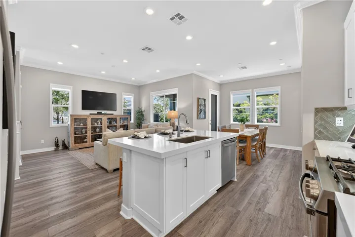 752 Sunrise Road, Rancho Mission Viejo, California 92694