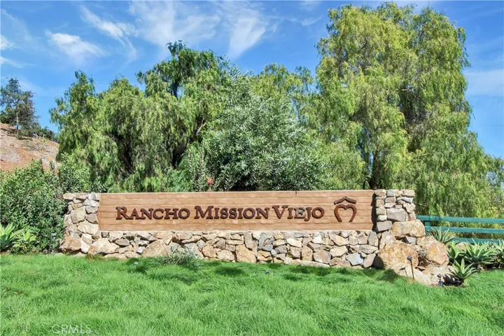 752 Sunrise Road, Rancho Mission Viejo, California 92694