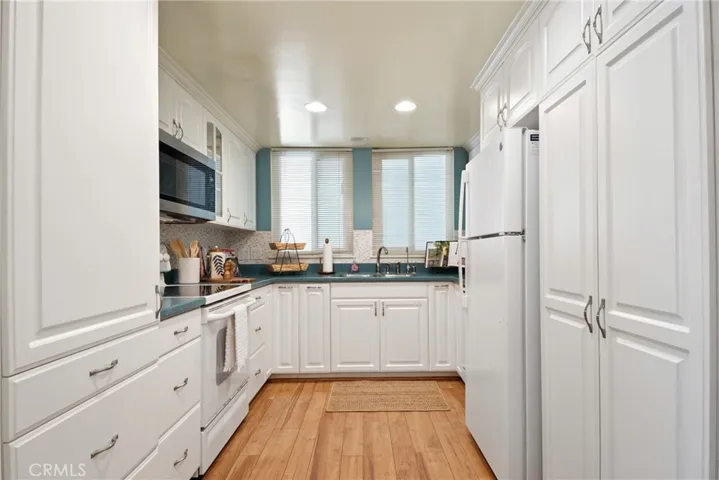 173 Avenida Majorca D, Laguna Woods, California 92637