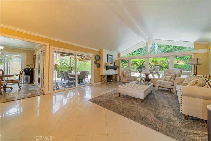 3045 Rio Claro Drive, Hacienda Heights, California 91745
