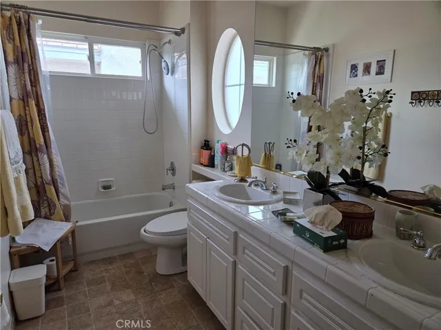 Bathroom Upstairs