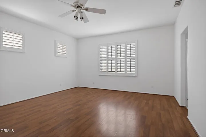 31-web-or-mls-Upmarket Media-263Cam087
