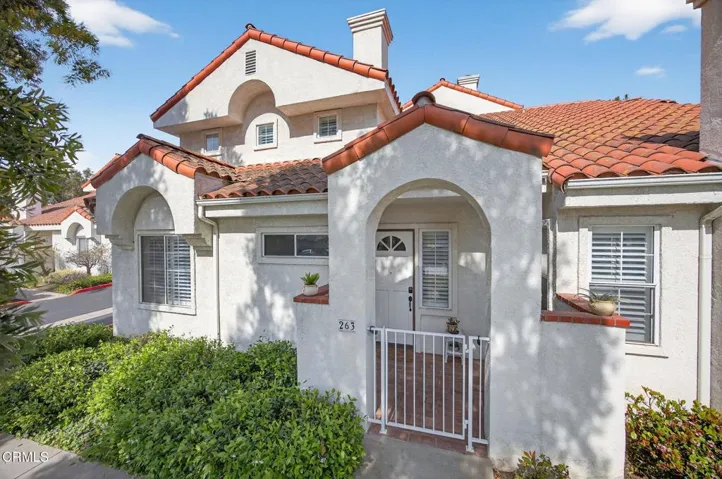 4-web-or-mls-Upmarket Media-263Cam003