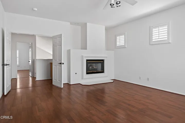 32-web-or-mls-Upmarket Media-263Cam089
