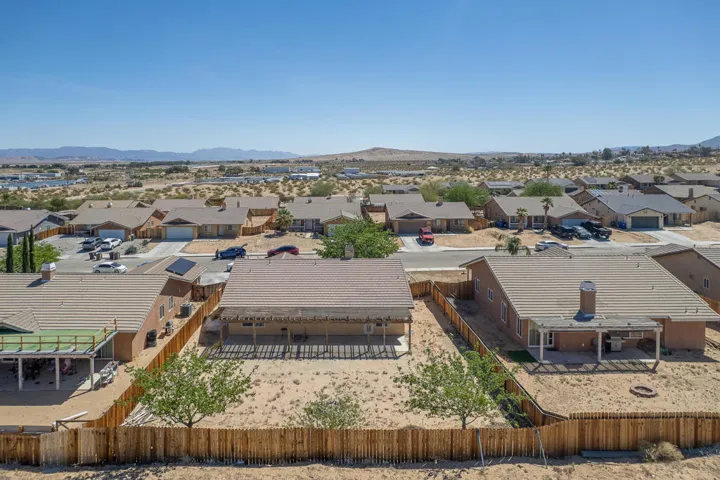 5154 SPLIT ROCK AVE 29 PALMS 4