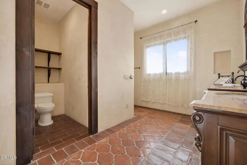 61-web-or-mls-Upmarketmedia_4689Nor-133