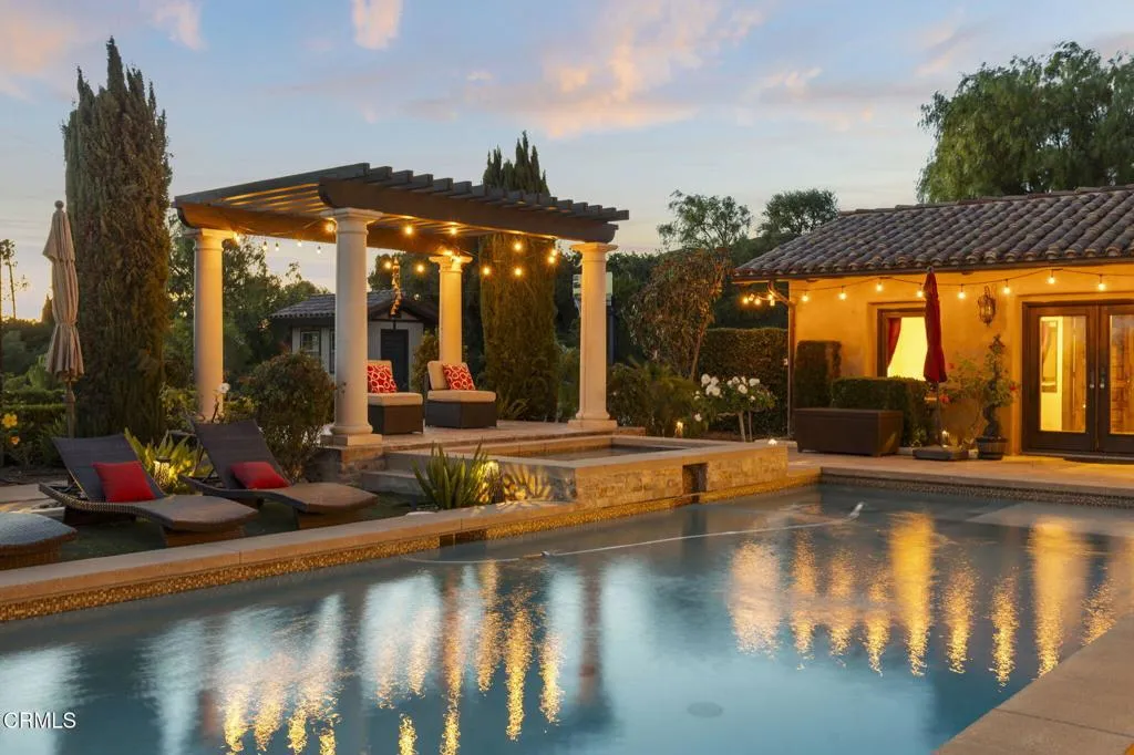 13-web-or-mls-Upmarketmedia_4689Nor-twi-