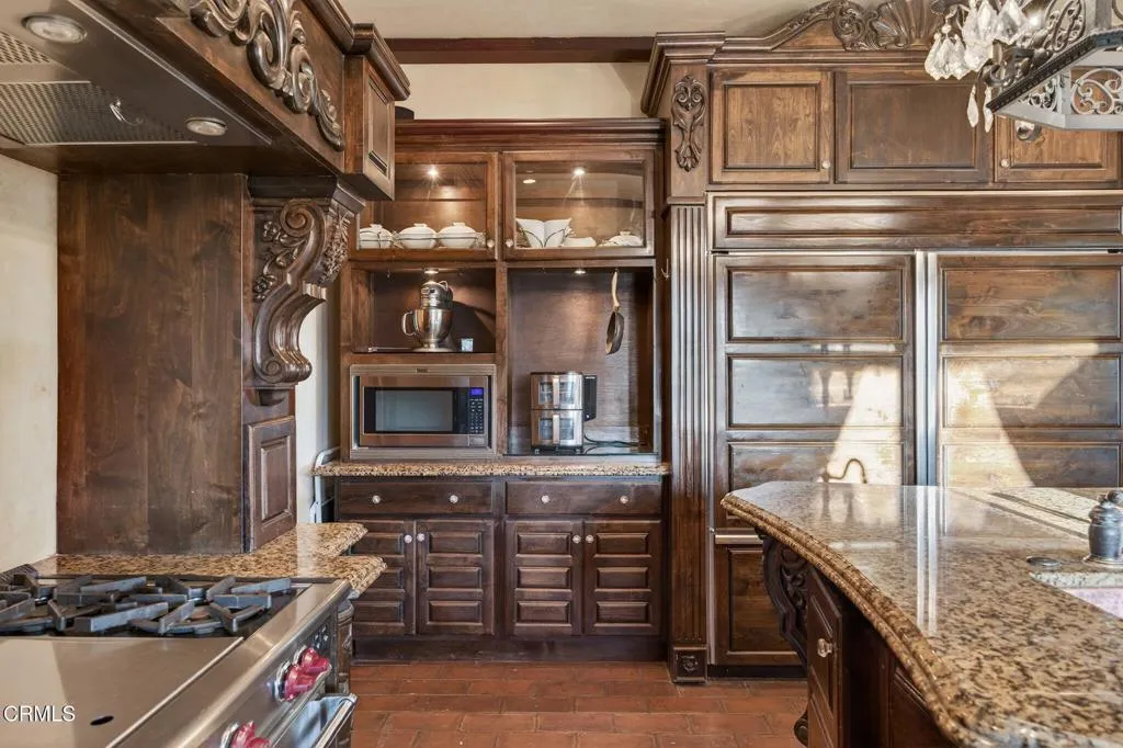 45-web-or-mls-Upmarketmedia_4689Nor-085
