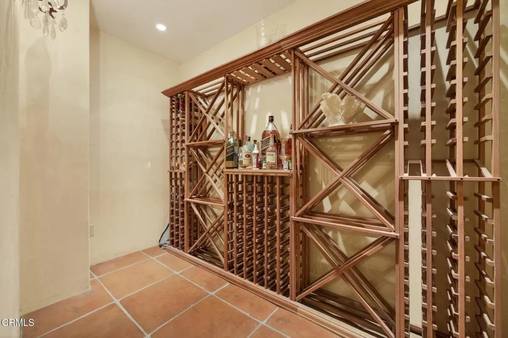 96-web-or-mls-Upmarketmedia_4689Nor-243