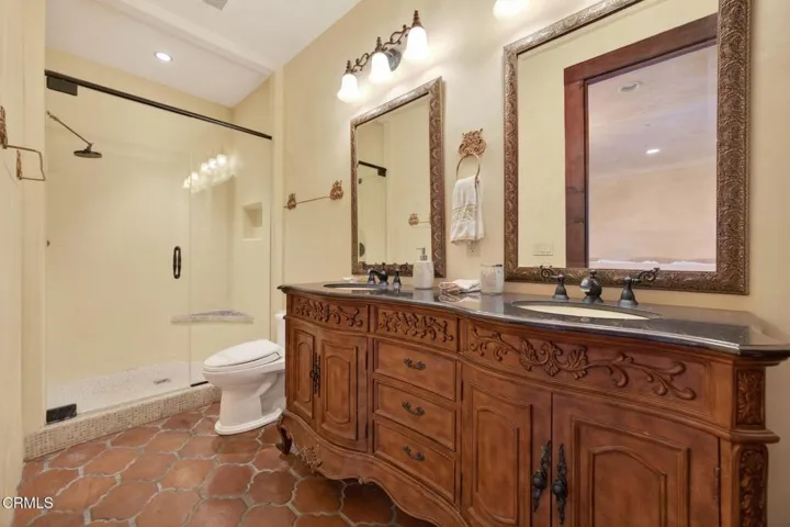 89-web-or-mls-Upmarketmedia_4689Nor-220