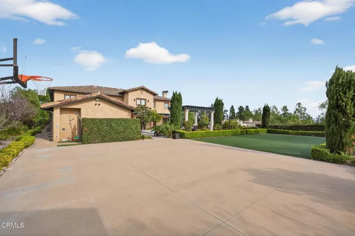 131-web-or-mls-Upmarketmedia_4689Nor-356