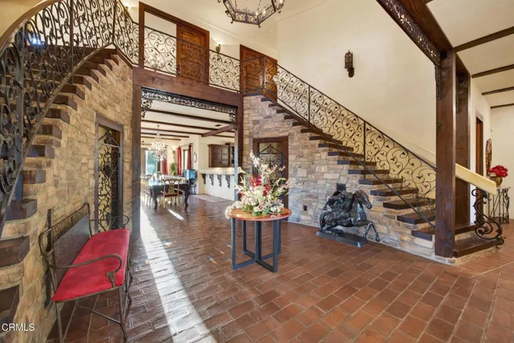 30-web-or-mls-Upmarketmedia_4689Nor-038