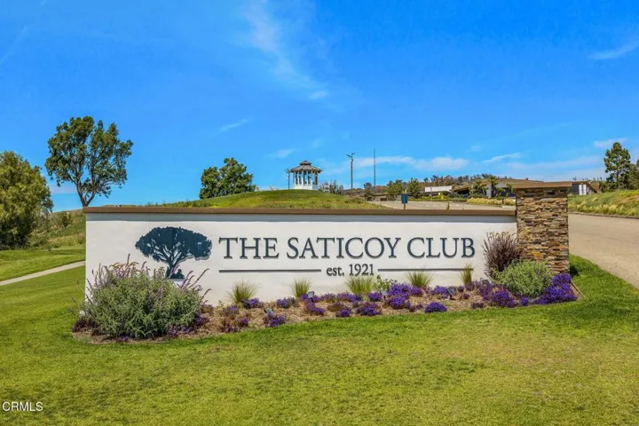 147-web-or-mls-UpmarketMedia_SaticoyClub