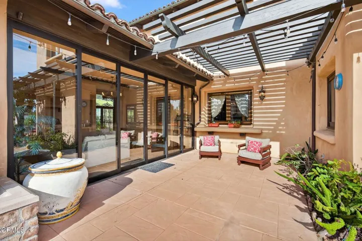 100-web-or-mls-Upmarketmedia_4689Nor-254