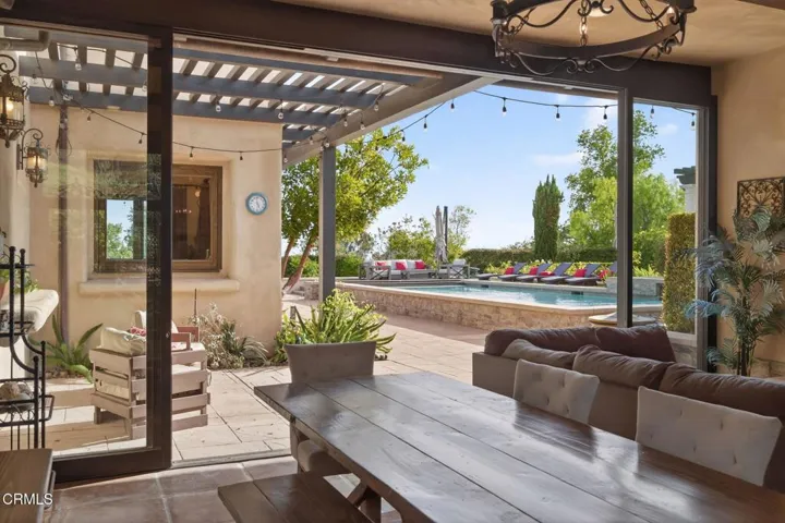 103-web-or-mls-Upmarketmedia_4689Nor-265