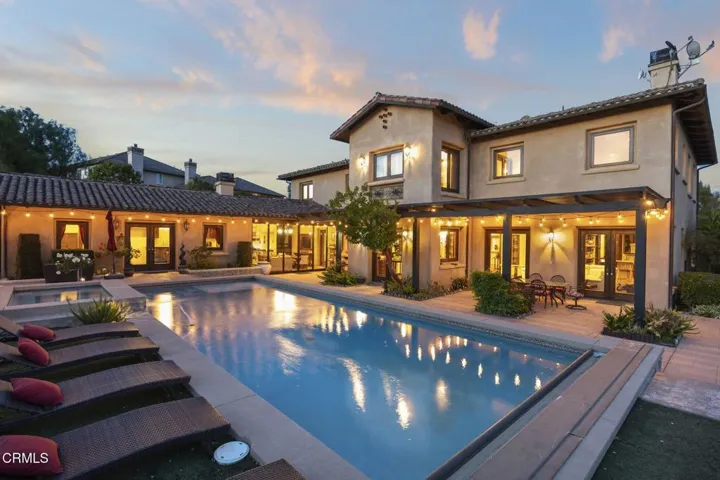 10-web-or-mls-Upmarketmedia_4689Nor-twi-