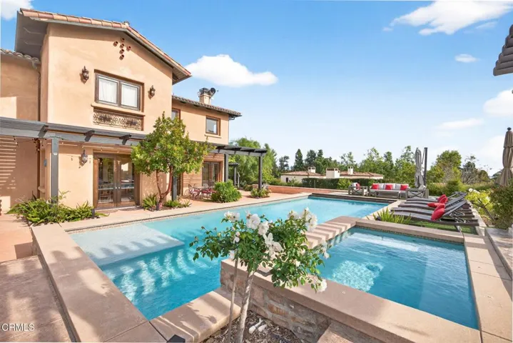 110-web-or-mls-Upmarketmedia_4689Nor-286