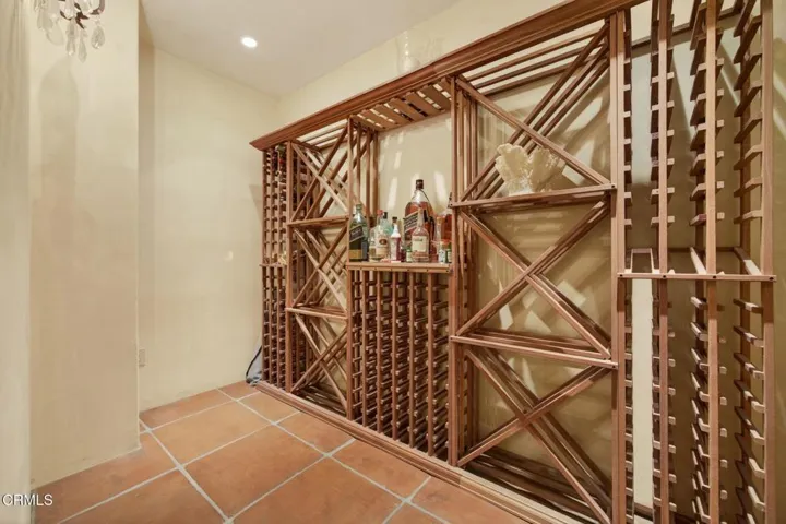 96-web-or-mls-Upmarketmedia_4689Nor-243