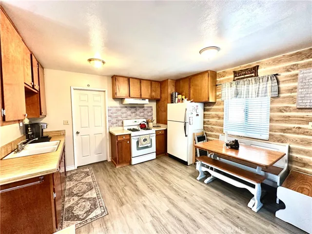 924 W Aeroplane, Big Bear City, California 92314