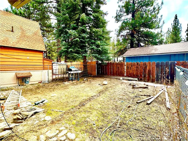 924 W Aeroplane, Big Bear City, California 92314