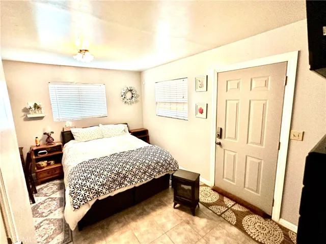 924 W Aeroplane, Big Bear City, California 92314