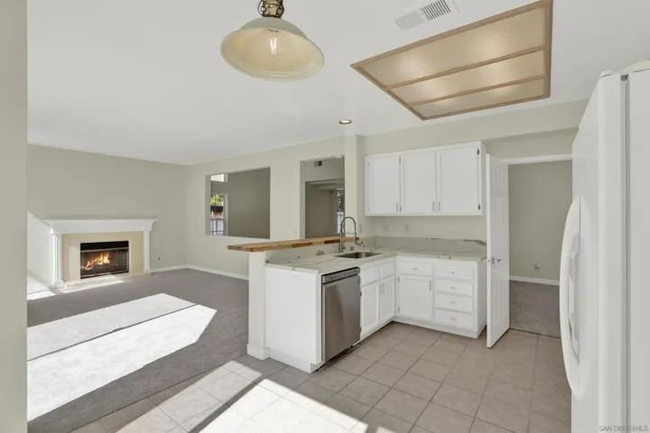 14054 Via Corsini, San Diego, California 92128