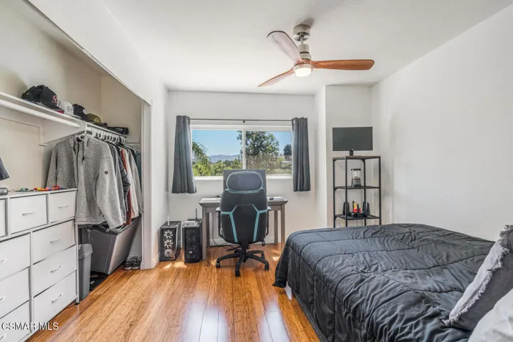 675 Overlook Rd Simi Valley CA-large-027