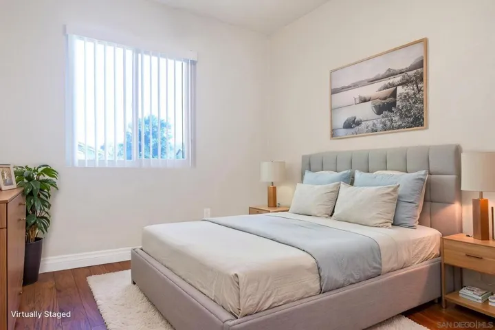 https://zimg.paragon.ice.com/ParagonImages/Property/PA/SDMLS/-520786/23/3072/2304/8cb6afcedaf2bed42358c7c48d6bd6d0/3/e88cb9bf2887b67a681ceac729004e2d/-520786-fb644d8e-9c45-4679-858c-867fedd40397.JPG