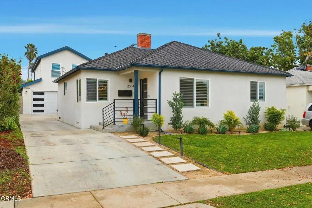 1_2534_El_Sol_Ave_Altadena_CA_91001_USA_