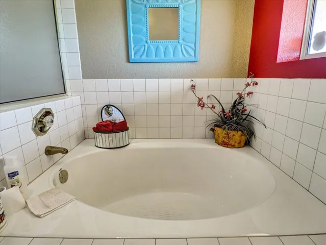 38-9840 Warwick Drive Desert Hot Springs