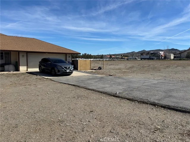 LONG DRIVEWAY