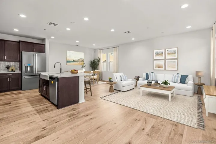 https://zimg.paragon.ice.com/ParagonImages/Property/PA/SDMLS/-520537/6/533/400/860c2a4904e38cbbac0d6fa3841a6a64/3/e5de1e9a684c0a8e72ba7b1415a4f5d1/-520537-03db6438-e01e-441a-b358-bbadeb4bbe80.JPG