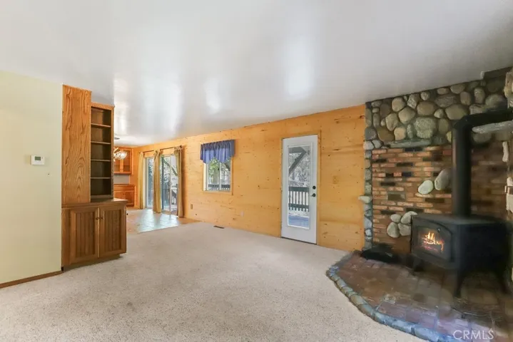 Living area leading to kitchen