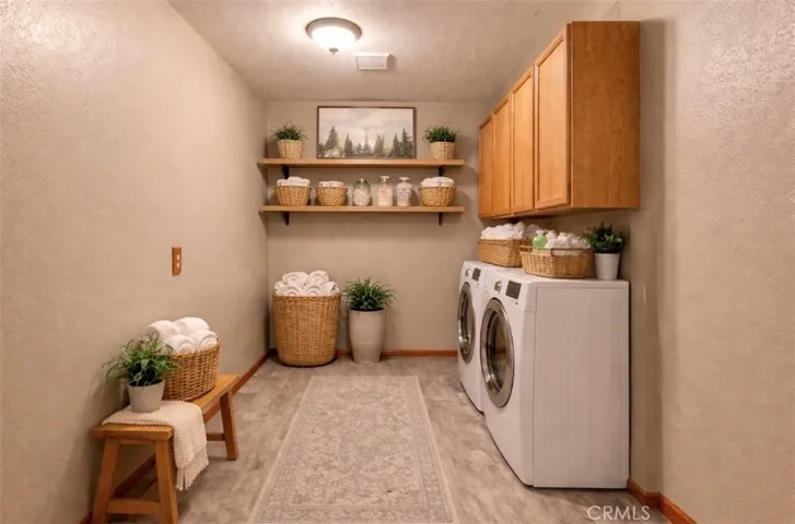 Laundry room staged by AI