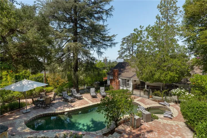 4650 Encino Avenue, Encino, California 91316