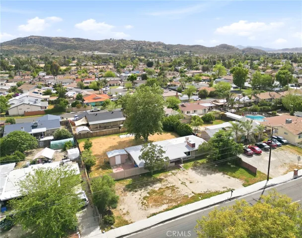 Neighborhood