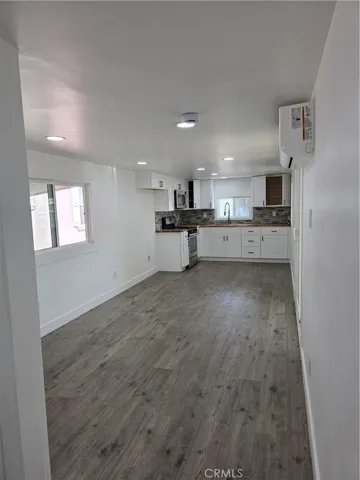 LIVING & DINING AREA