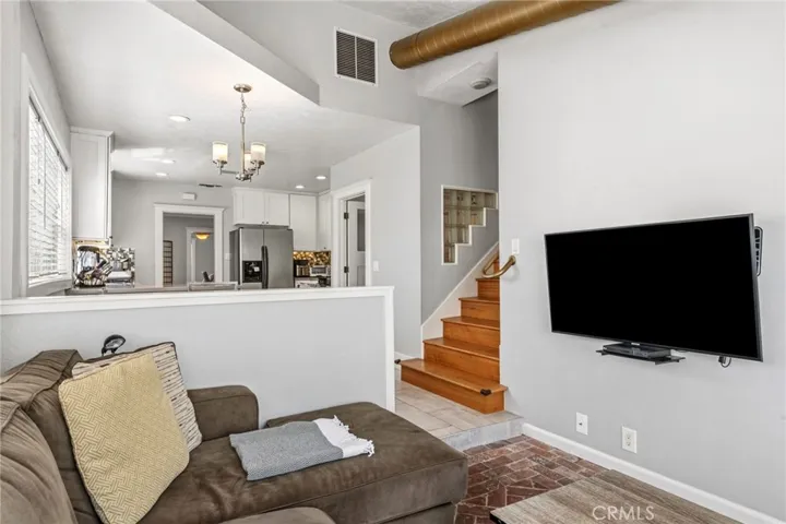 231 Lincoln Avenue, Pomona, California 91767