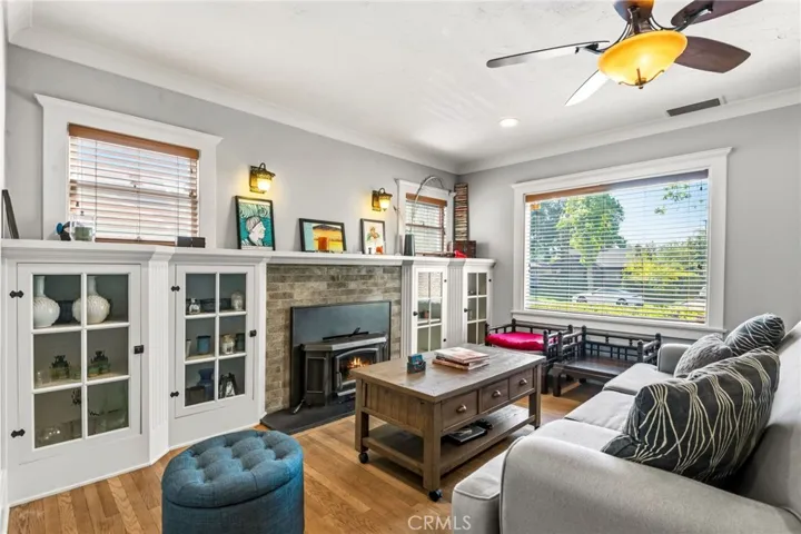 231 Lincoln Avenue, Pomona, California 91767